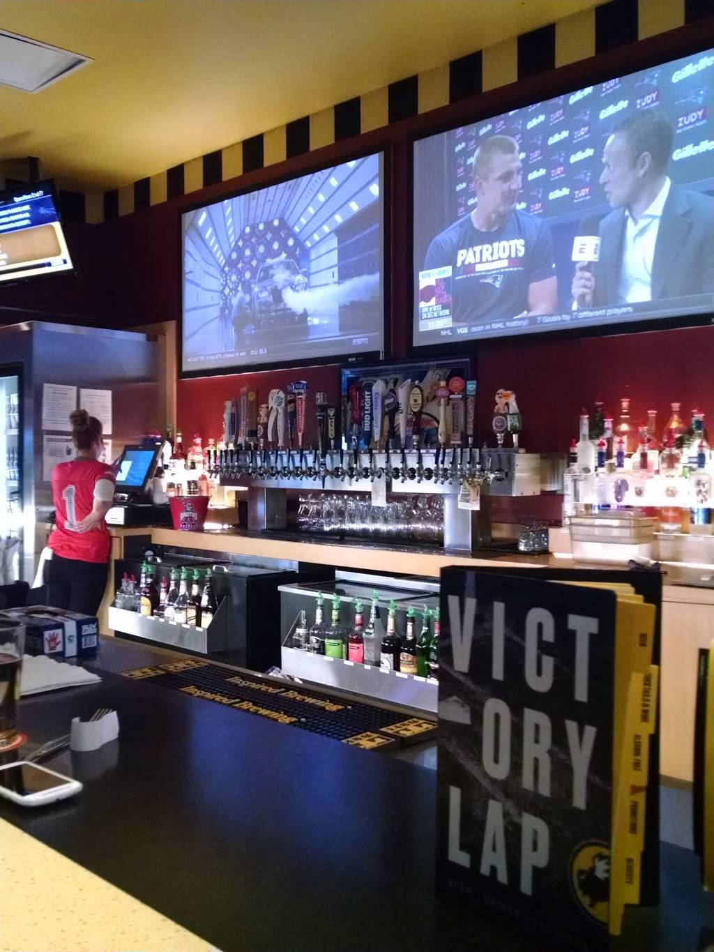 Buffalo Wild Wings | restaurant | 814 Crossings Rd, Sandusky, OH 44870, USA | 4196249464 OR +1 419-624-9464