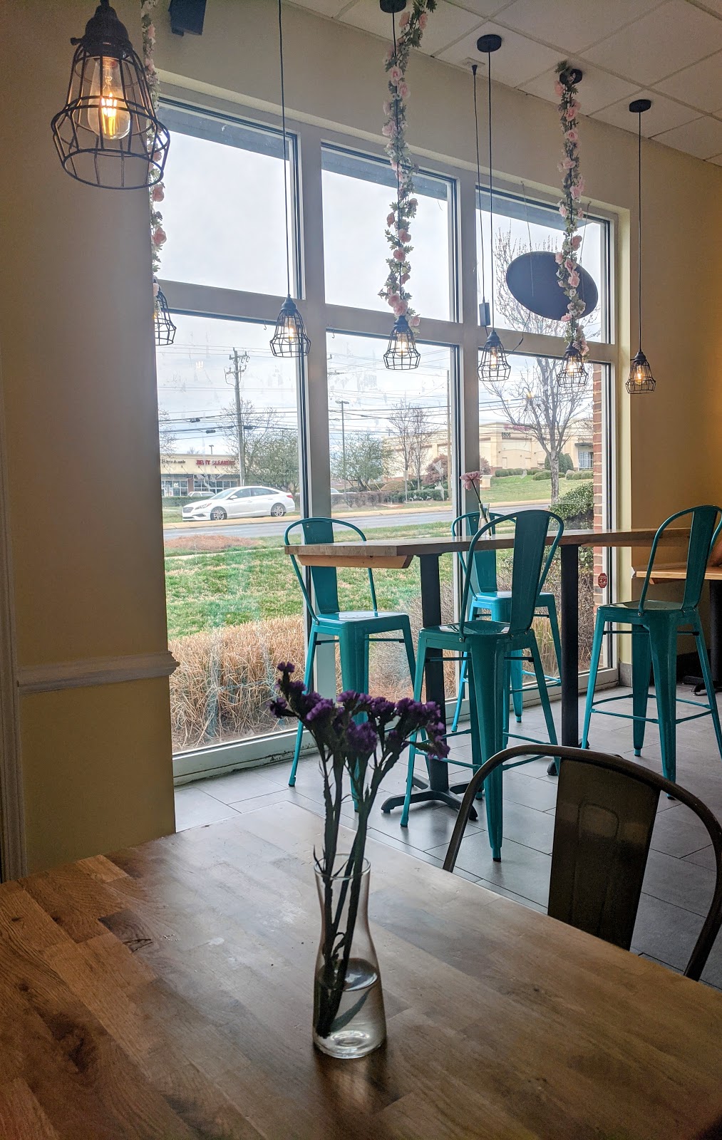 Crispy Banh Mi | restaurant | 2130 Ayrsley Town Blvd Suite C, Charlotte, NC 28273, USA | 9803350002 OR +1 980-335-0002