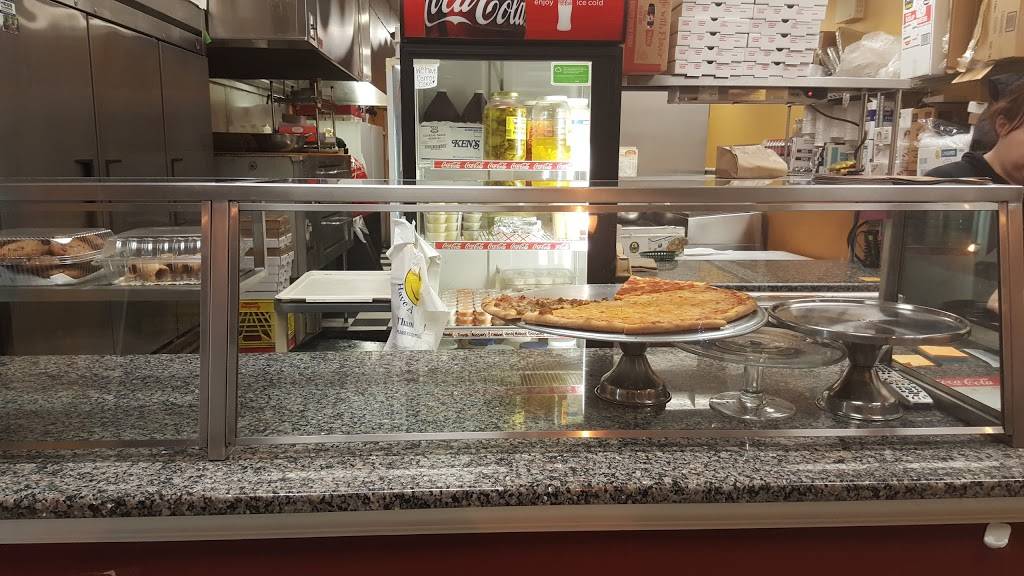 Gaetanos of Maple Shade | restaurant | 7 W Main St, Maple Shade Township, NJ 08052, USA | 8563219030 OR +1 856-321-9030