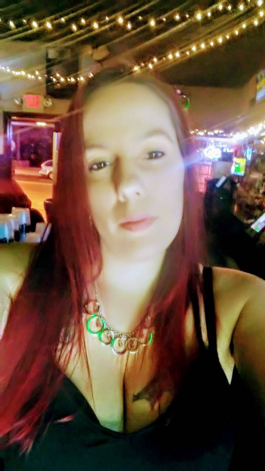 Potbellys Pub | restaurant | 153 Main St, Indian Orchard, MA 01151, USA | 4135437971 OR +1 413-543-7971