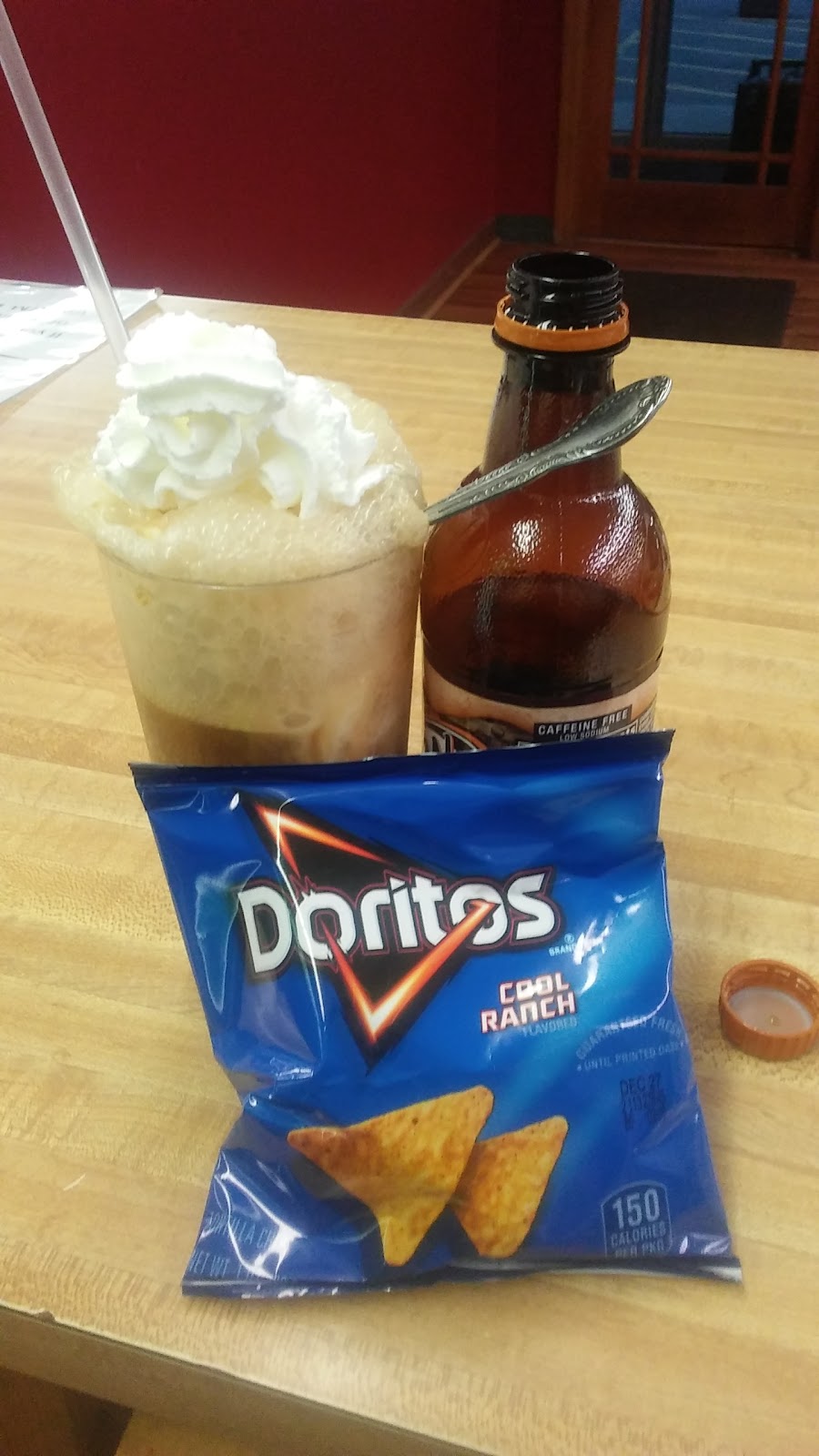 Hot Dog Hut | meal takeaway | 26 Mansfield Dr, Philippi, WV 26416, USA | 3044573200 OR +1 304-457-3200