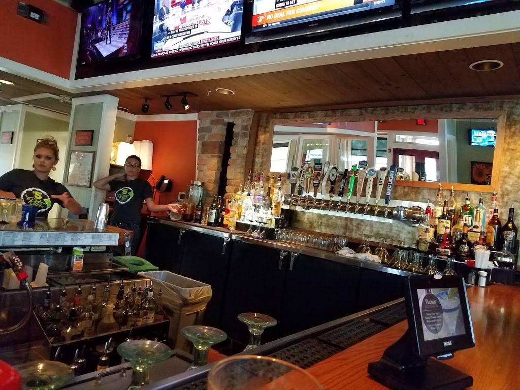 Chilis Grill & Bar | meal takeaway | 9530 Applecross Rd, Jacksonville, FL 32222, USA | 9047787551 OR +1 904-778-7551