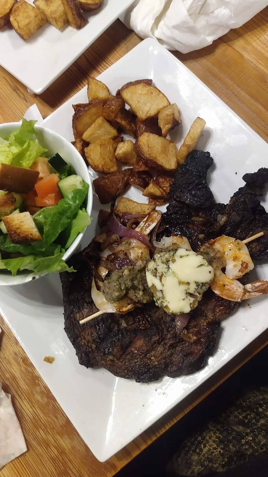 Blue Canoe | restaurant | 129 S Main St, Melvern, KS 66510, USA | 7855493337 OR +1 785-549-3337