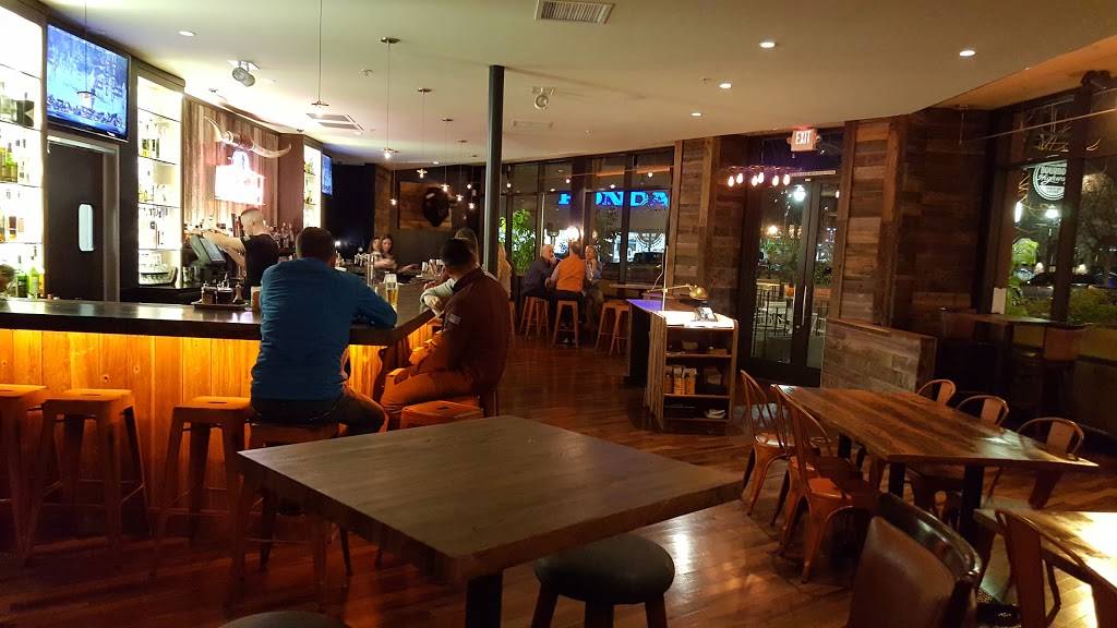 Bourbon Highway Country Bar & Kitchen | restaurant | 1677 N Main St, Walnut Creek, CA 94596, USA | 9259791678 OR +1 925-979-1678