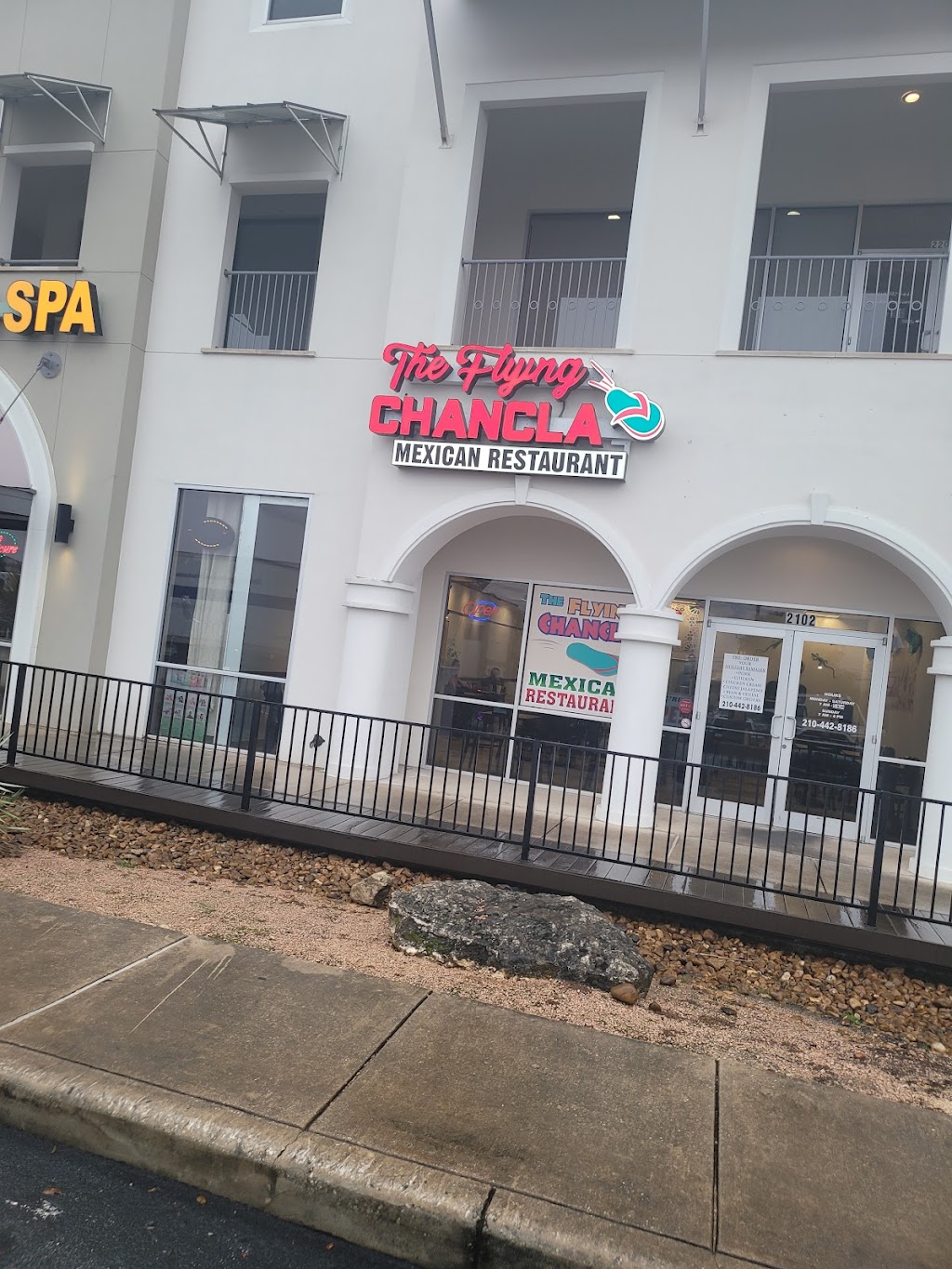 The Flying Chancla | restaurant | 23535 I-10, Suite #2102, San Antonio, TX 78256, USA | 2104428186 OR +1 210-442-8186