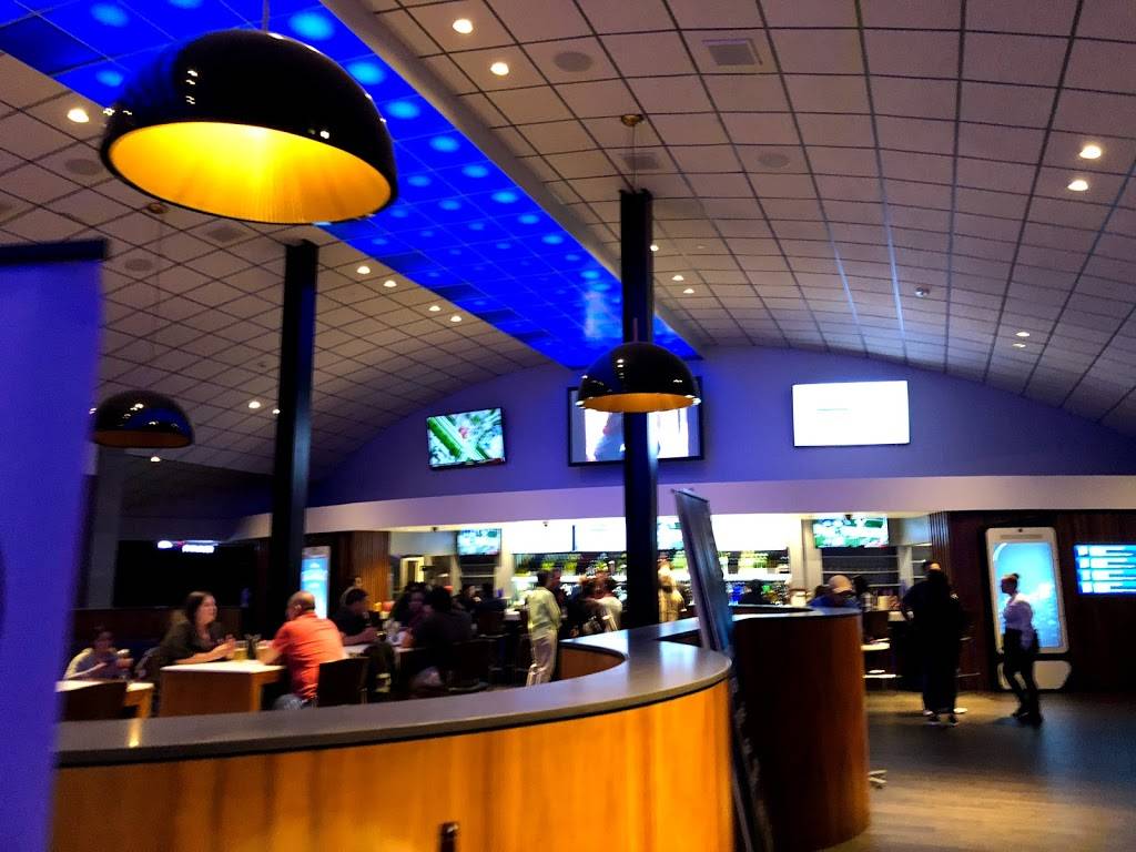 Studio Movie Grill Northwest Highway | restaurant | 10110 Technology Blvd E, Dallas, TX 75220, USA | 2143530877 OR +1 214-353-0877
