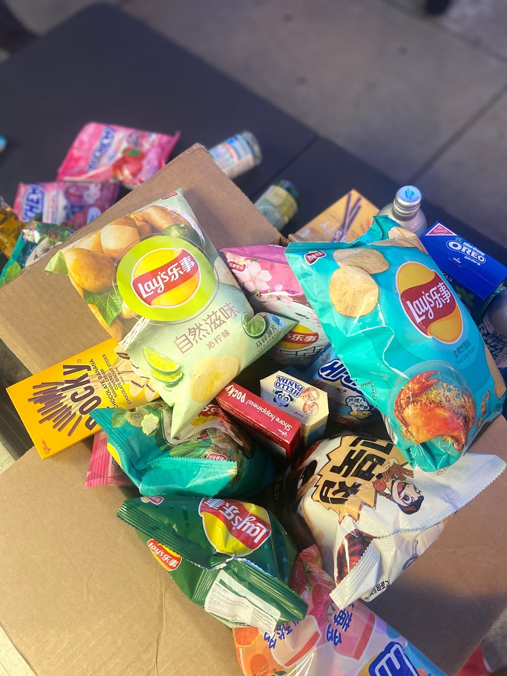 Munch Bros. | meal takeaway | 3217 W Bryn Mawr Ave suite 103, Chicago, IL 60659, USA | 7737338882 OR +1 773-733-8882