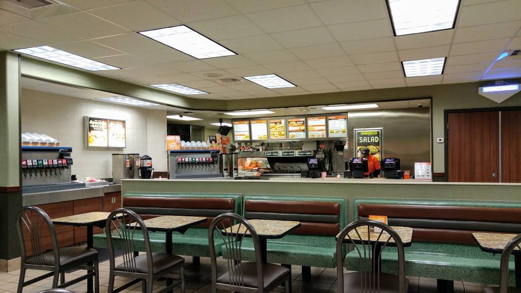 Whataburger | restaurant | 181 N Sam Houston Pkwy E, Houston, TX 77060, USA | 2818737760 OR +1 281-873-7760