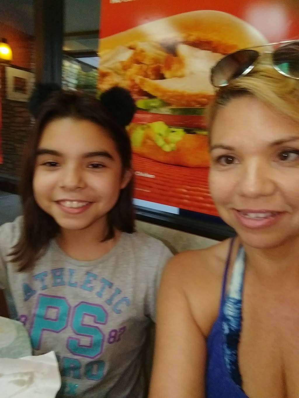 Subway | restaurant | 1135 W Visalia Rd, Exeter, CA 93221, USA | 5595925100 OR +1 559-592-5100