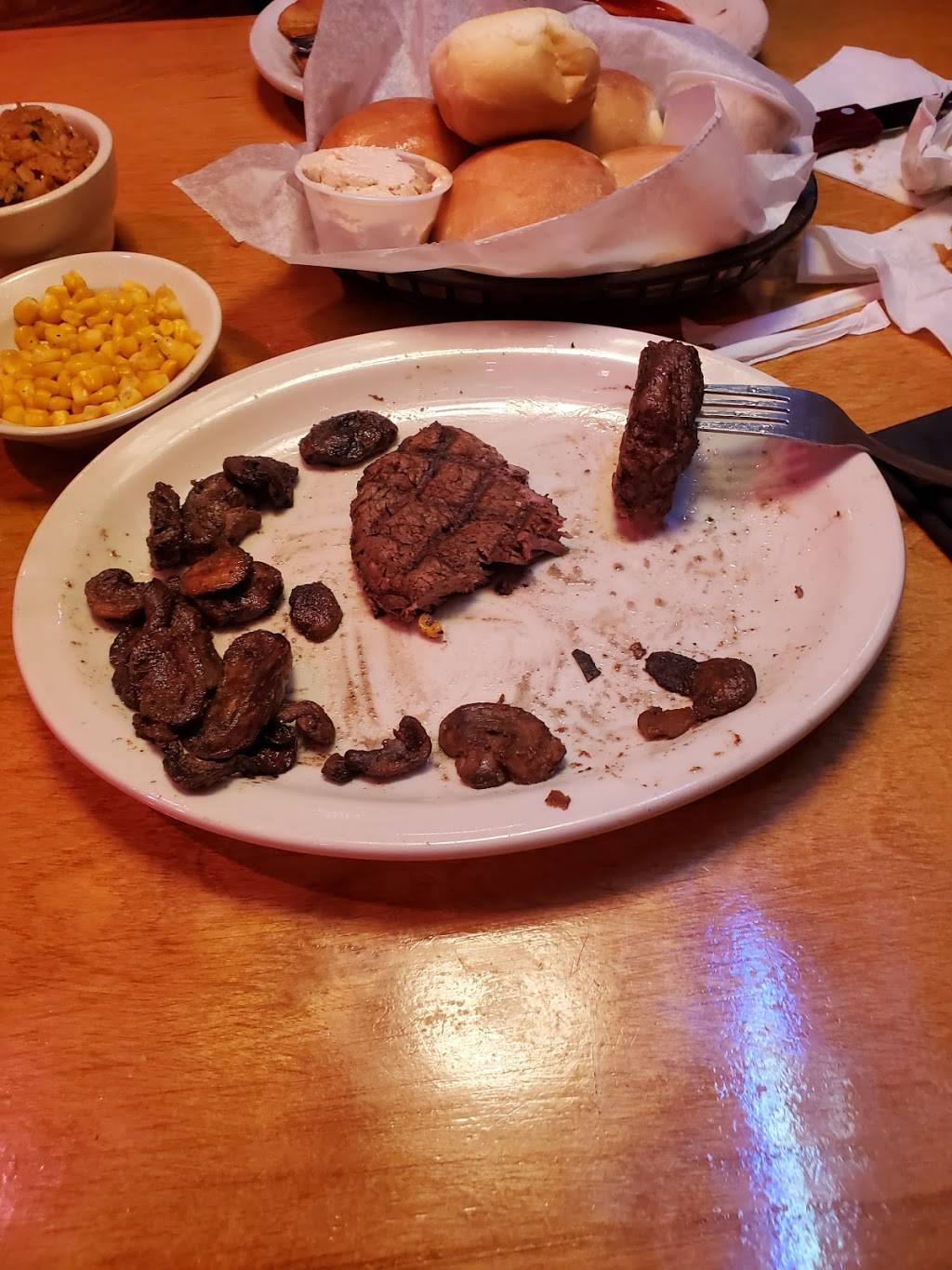 Texas Roadhouse | restaurant | 504 Stillwater Ave, Bangor, ME 04401, USA | 2072626122 OR +1 207-262-6122