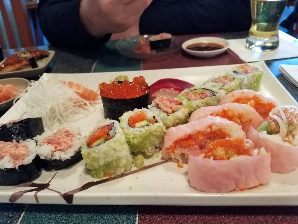 Fujiyama Japanese Restaurant | restaurant | 3057 Dundee Rd, Northbrook, IL 60062, USA | 8477141319 OR +1 847-714-1319