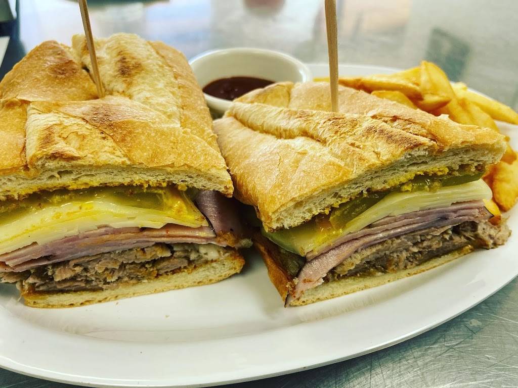 Luli Cafe | restaurant | 3801 Warner Ave, Huntington Beach, CA 92649, USA | 7142643833 OR +1 714-264-3833