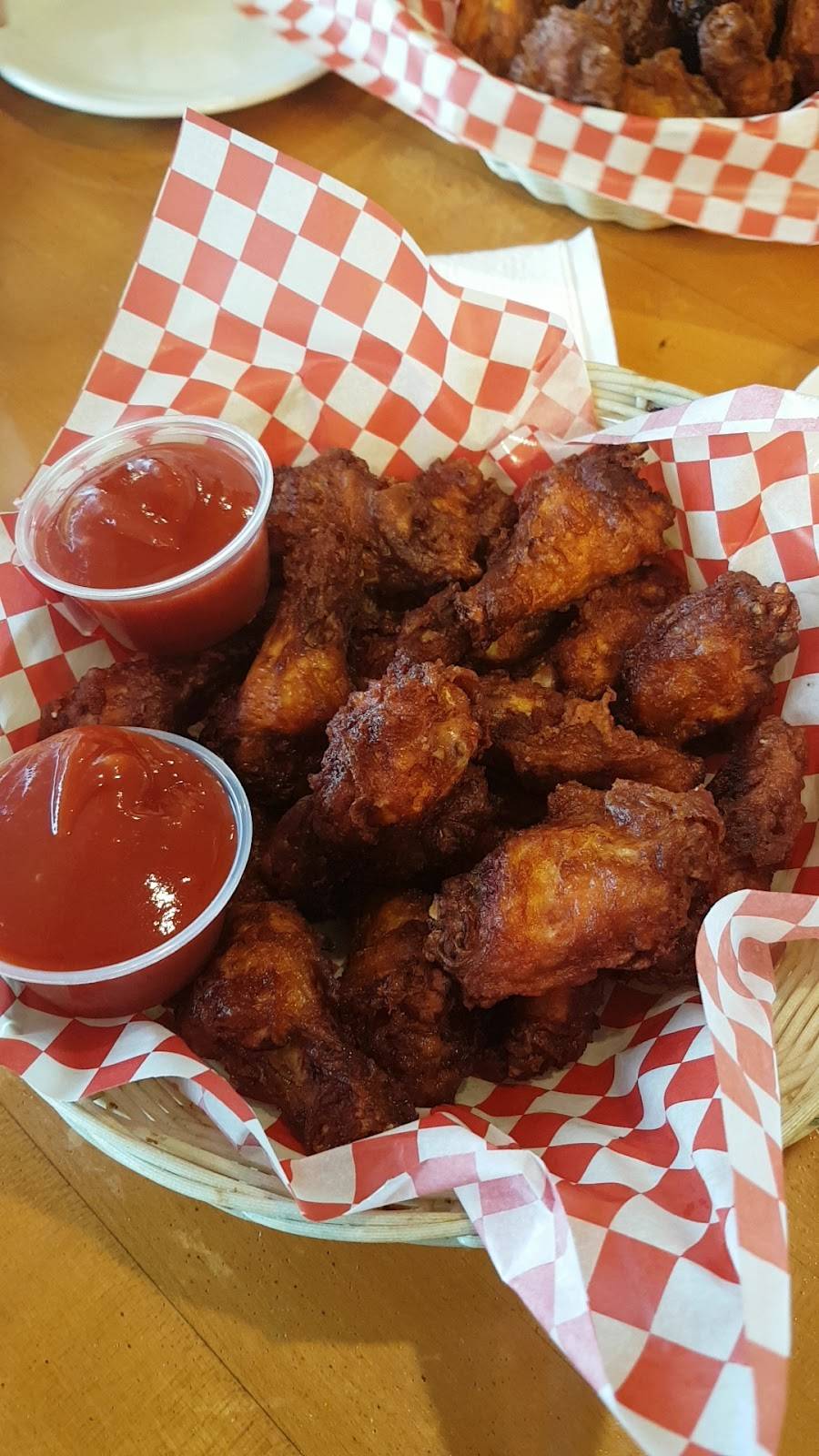 Lunergans Pub & Eatery | restaurant | 1661 Montreal Rd, Gloucester, ON K1J 9B7, Canada | 6137451414 OR +1 613-745-1414