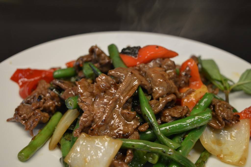 Martino Pizza & Asian Fusion Kitchen | restaurant | 178 Dupont St, Toronto, ON M5R 2E6, Canada | 4169296000 OR +1 416-929-6000