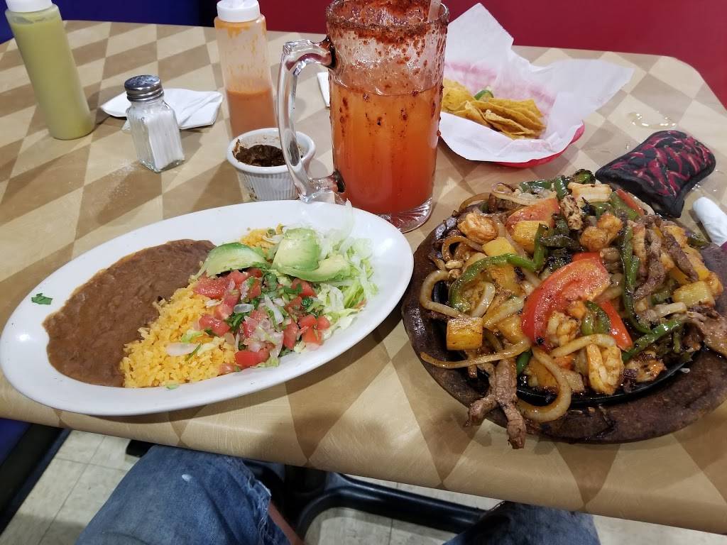 El Gran Tako | restaurant | 1801 Alexandria Dr Suite 156, Lexington, KY 40504, USA | 8592787196 OR +1 859-278-7196