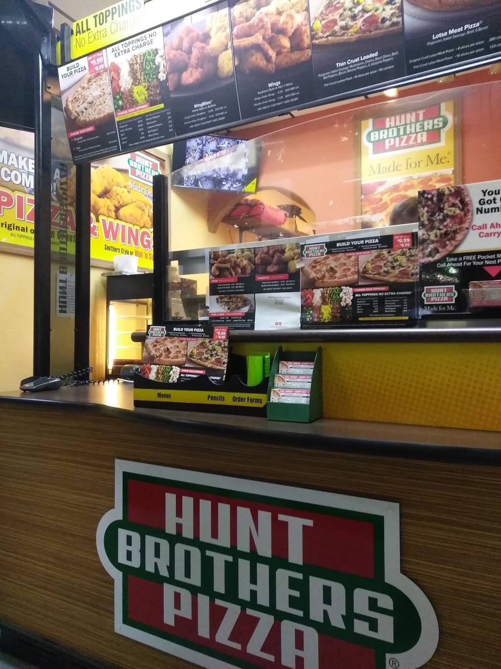 Hunt Brothers Pizza | restaurant | Vinton, LA 70668, USA | 3375896667 OR +1 337-589-6667