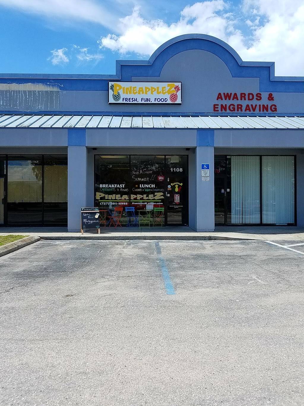 Pineapplez! | restaurant | 1108 94th Ave N, St. Petersburg, FL 33702, USA | 7272014995 OR +1 727-201-4995