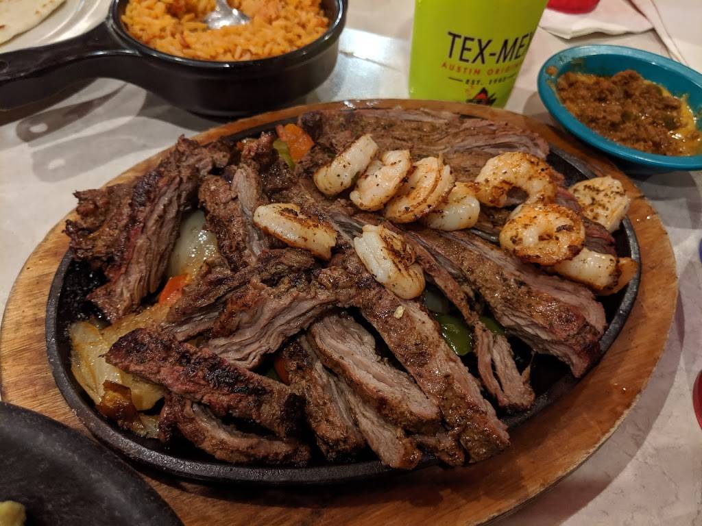 Chuys | restaurant | 4914 Town Center Pkwy, Jacksonville, FL 32246, USA | 9045495061 OR +1 904-549-5061