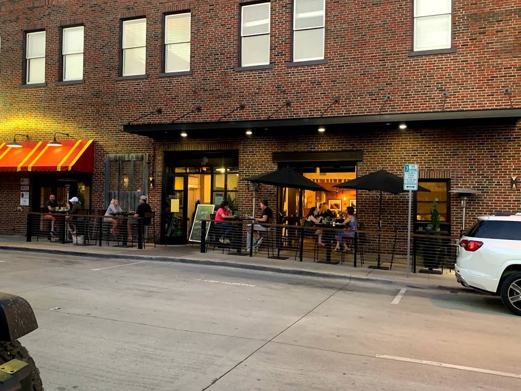 The Garage | restaurant | 100 E Louisiana St, McKinney, TX 75069, USA | 9725486900 OR +1 972-548-6900