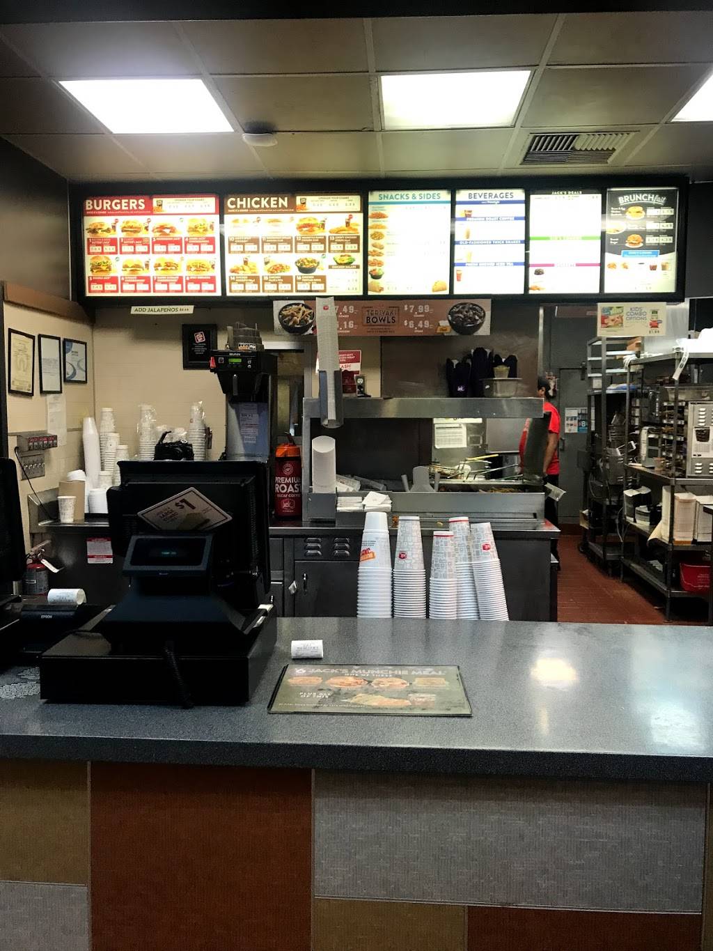 Jack in the Box | restaurant | 34701 Ardenwood Blvd, Fremont, CA 94555, USA | 5107965972 OR +1 510-796-5972