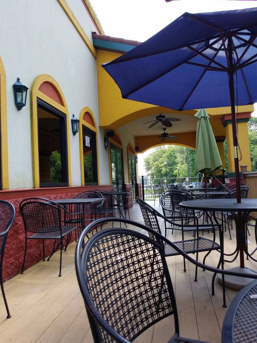 Los Bravos Mexican Restaurant | restaurant | 198 N Newton St, Jasper, IN 47546, USA | 8124827564 OR +1 812-482-7564
