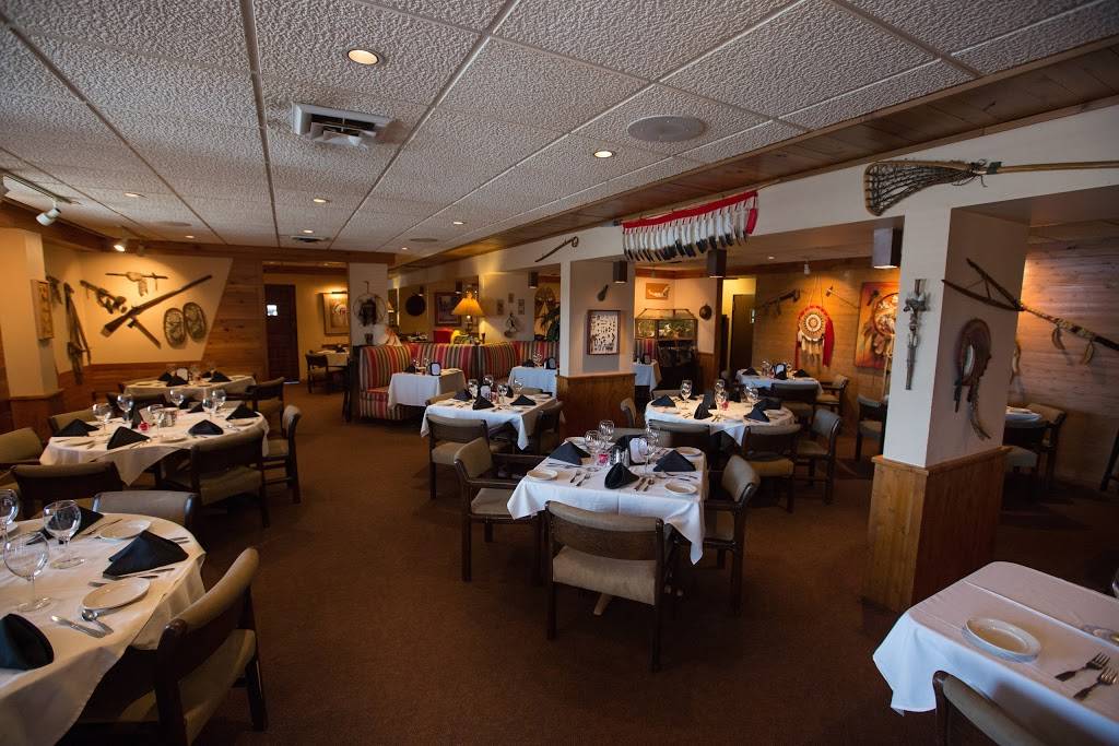 Chippewa Room | restaurant | 314 N Nicolet St, Mackinaw City, MI 49701, USA | 2314365744 OR +1 231-436-5744