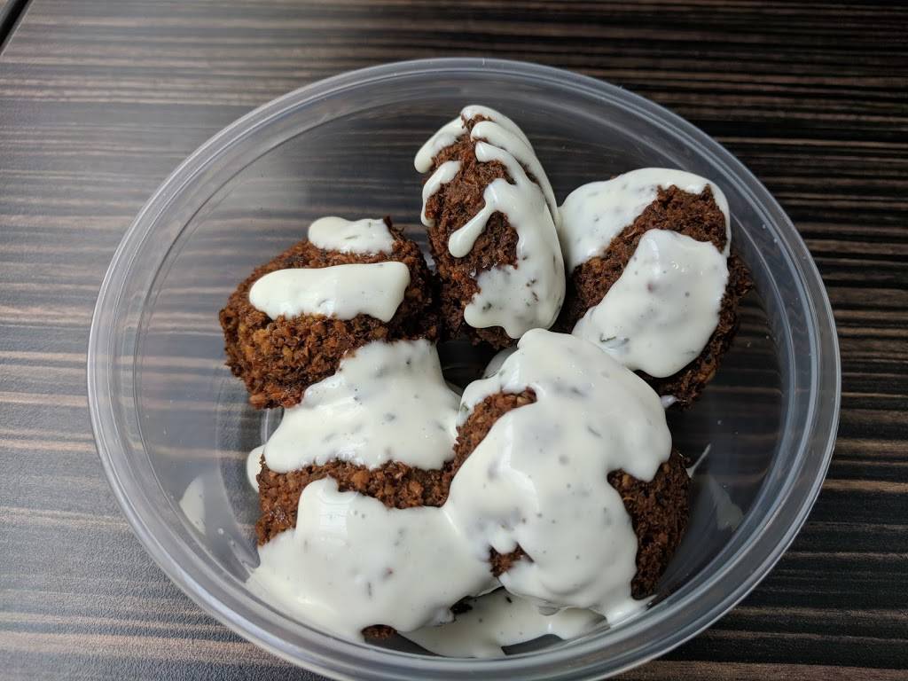 Maoz Falafel & Grill | restaurant | 5 Woodfield Mall, Schaumburg, IL 60173, USA | 8477960430 OR +1 847-796-0430