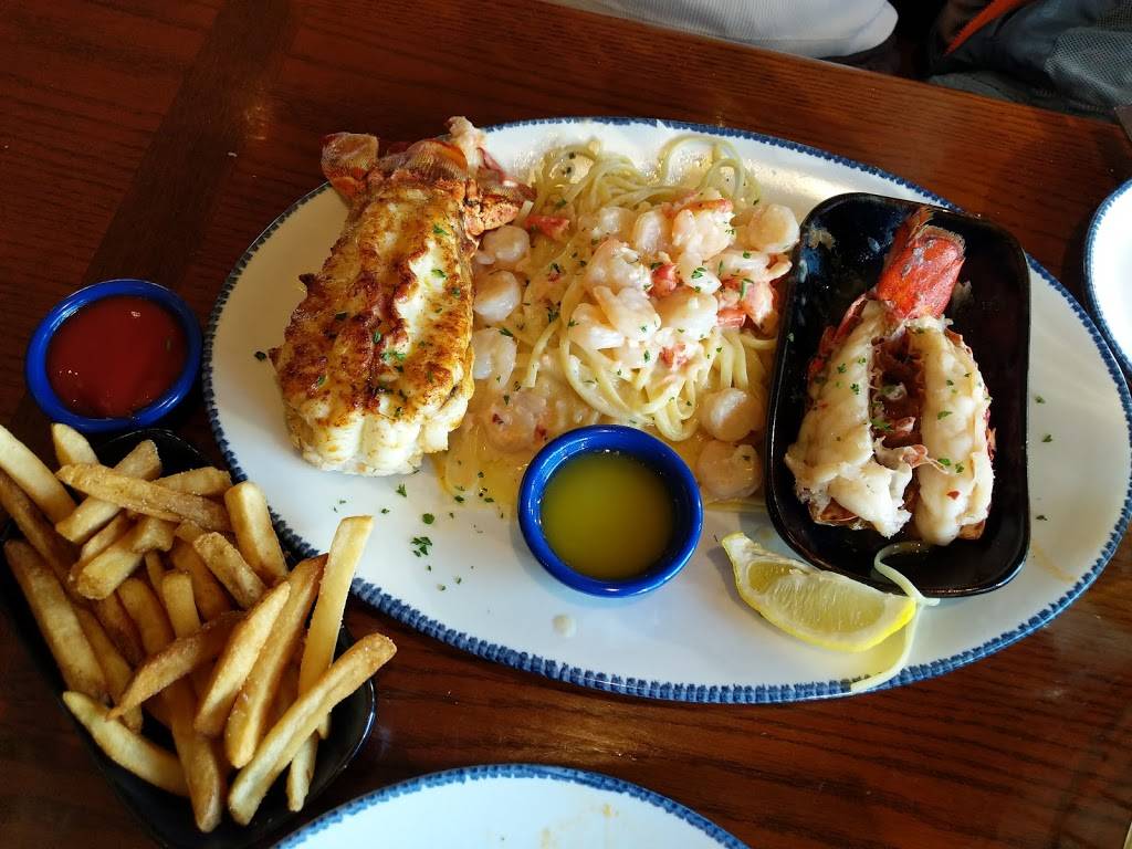 Red Lobster | restaurant | 3001 Finley Rd, Downers Grove, IL 60515, USA | 6305150565 OR +1 630-515-0565
