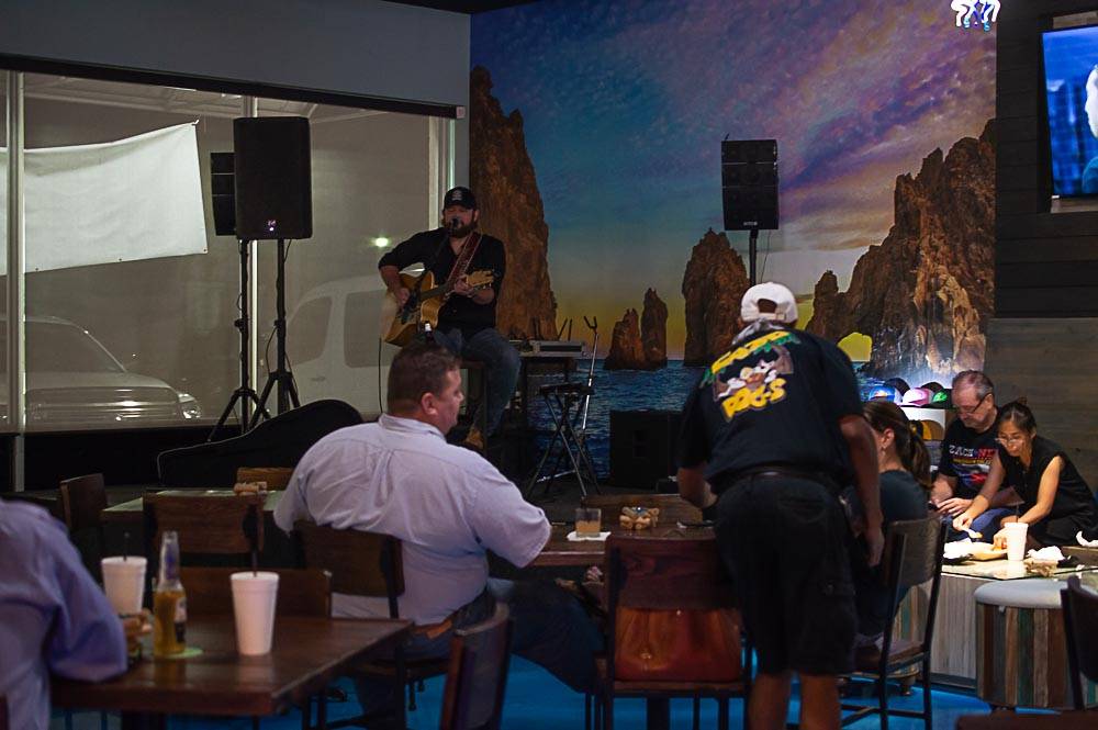 Cabo Dogs | restaurant | 7022 Hwy 6 #100, Missouri City, TX 77459, USA | 8322716900 OR +1 832-271-6900