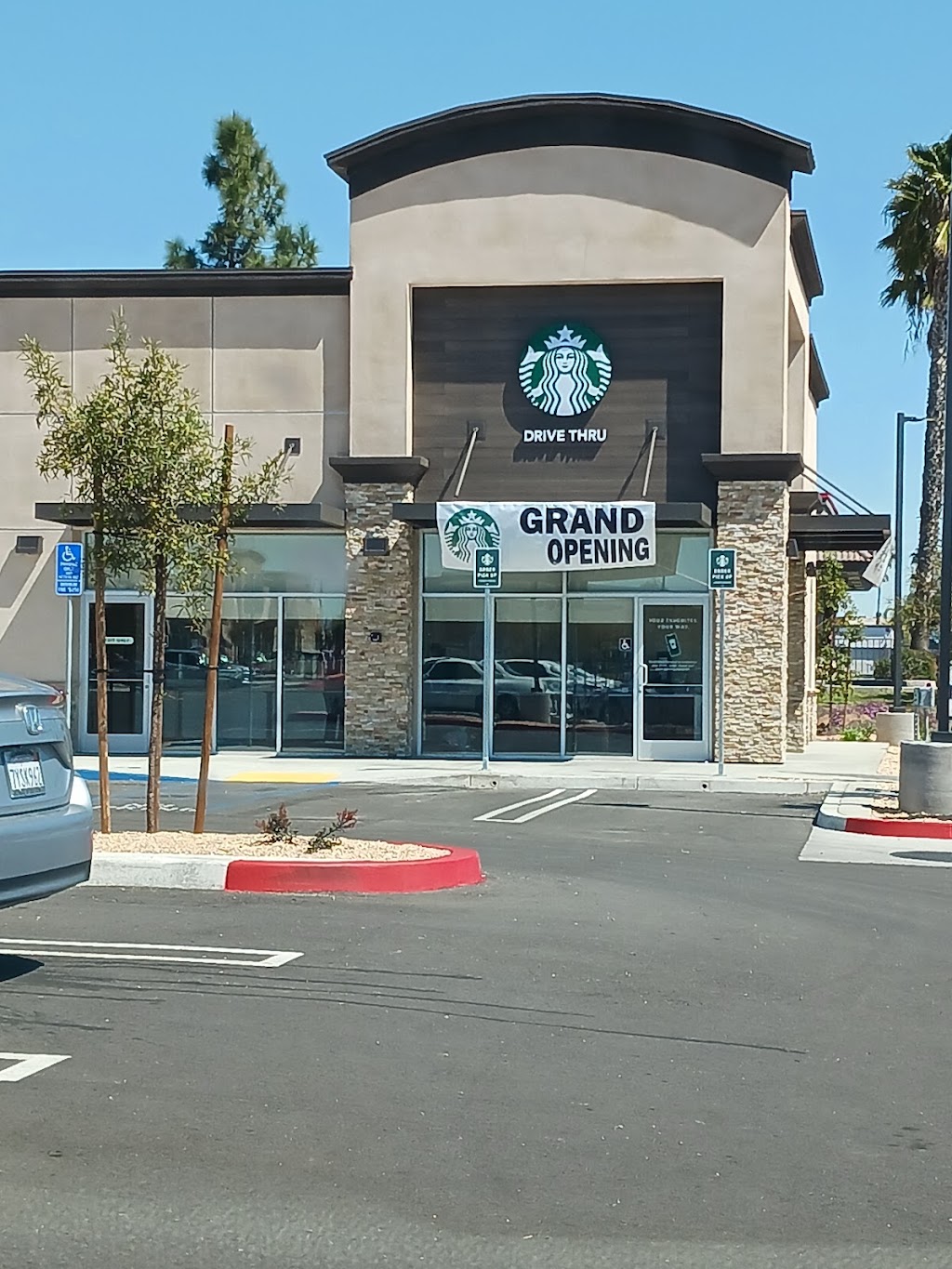 Starbucks | cafe | 22350 Cactus Ave, Moreno Valley, CA 92553, USA | 9519883976 OR +1 951-988-3976