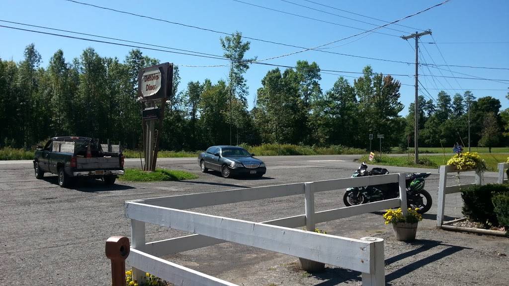Debbies Diner | restaurant | 2597 NY-31, Canastota, NY 13032, USA | 3156977776 OR +1 315-697-7776