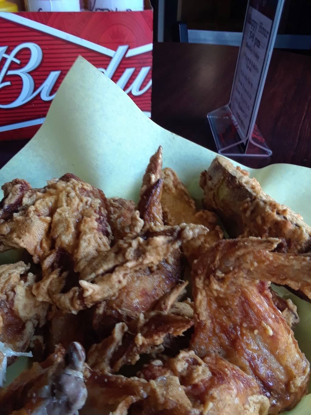 Sadie Maes Deli Dog | restaurant | 10530 SE Washington St, Portland, OR 97216, USA | 5032083055 OR +1 503-208-3055