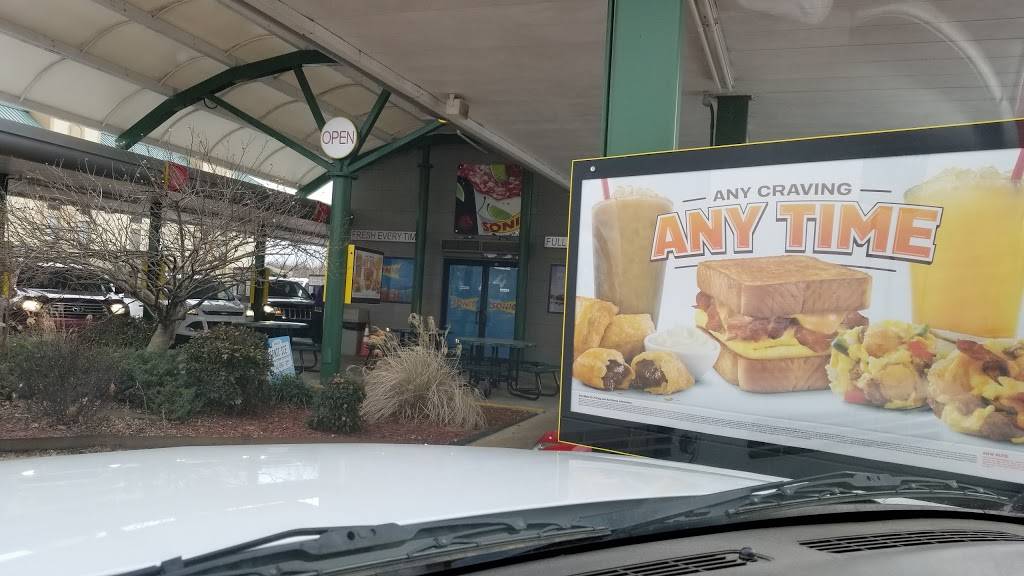 Sonic Drive-In | restaurant | 4723 W Sunset Ave, Springdale, AR 72762, USA | 4797569554 OR +1 479-756-9554