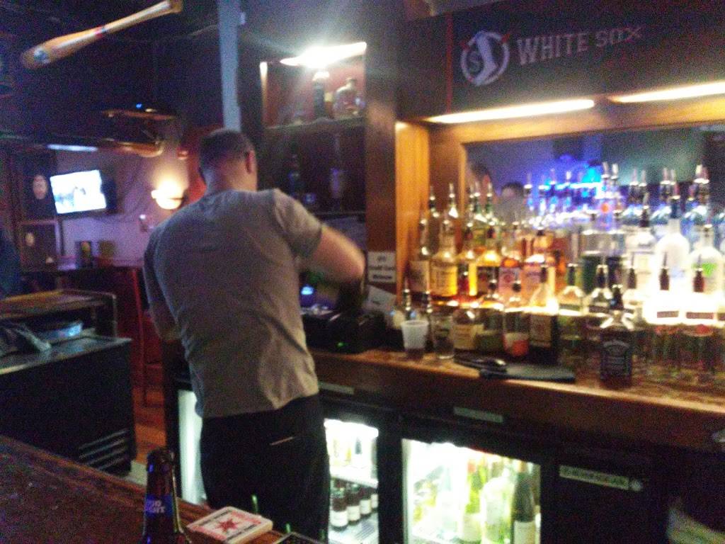 Mitchells Tap | restaurant | 3356 S Halsted St, Chicago, IL 60608, USA | 7739276073 OR +1 773-927-6073