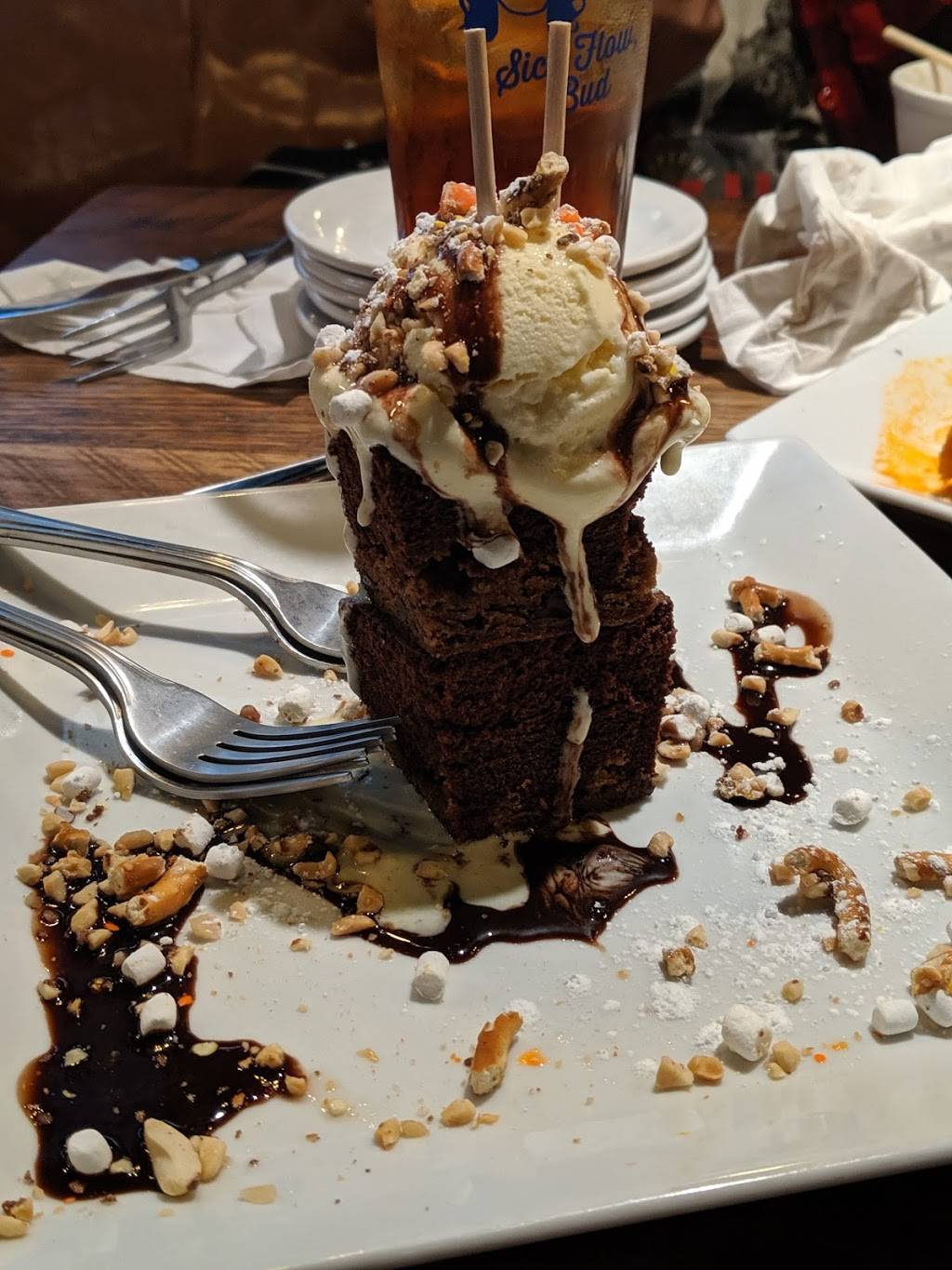 Jack Astors Bar & Grill | restaurant | 580 Progress Ave, Scarborough, ON M1P 2K2, Canada | 4162960965 OR +1 416-296-0965