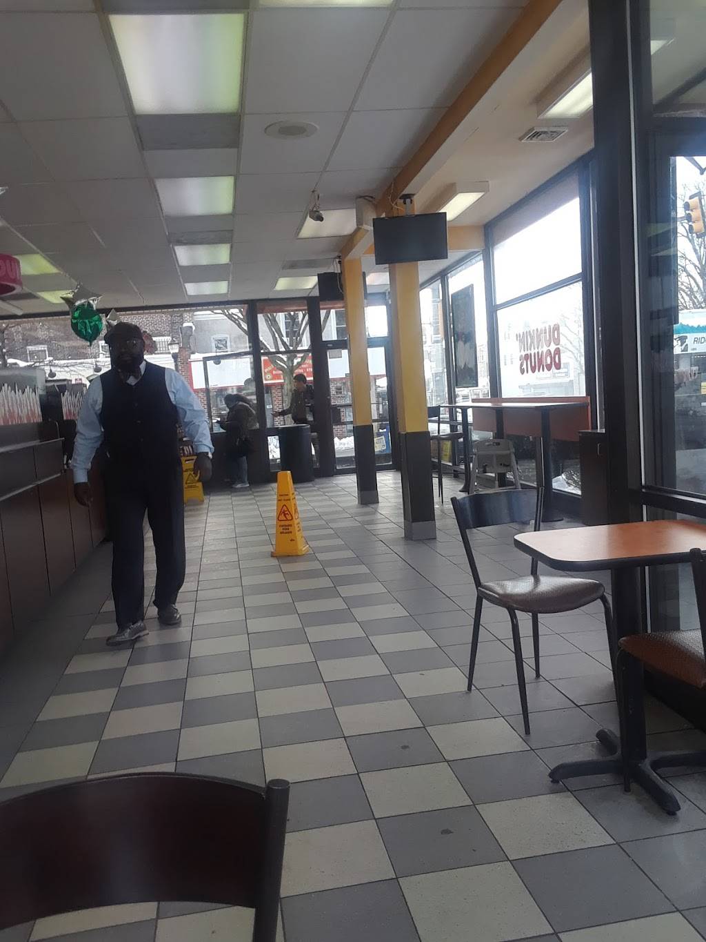 Dunkin | cafe | 6191 Ridge Ave, Philadelphia, PA 19128, USA | 2155081368 OR +1 215-508-1368