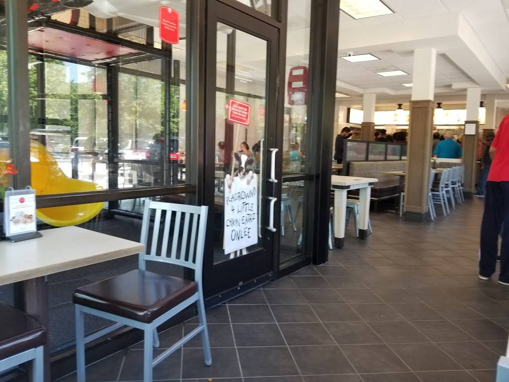 Chick-fil-A | restaurant | 2330 Hwy 6, Sugar Land, TX 77478, USA | 2814943800 OR +1 281-494-3800