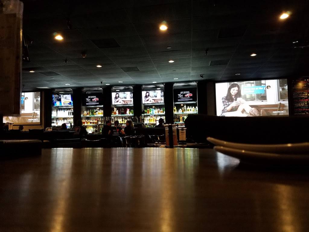 Griffins Grill | restaurant | 11272 Los Alamitos Blvd, Los Alamitos, CA 90720, USA | 5627949337 OR +1 562-794-9337