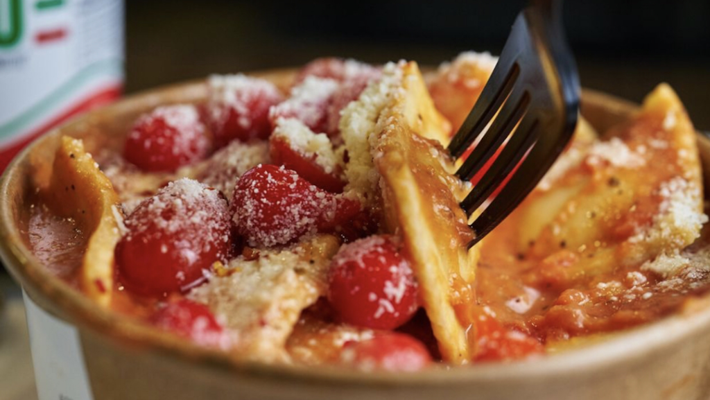 Pasta Mondo | meal takeaway | 55 St Clair Ave W unit 101, Toronto, ON M4V 1N5, Canada | 6473503635 OR +1 647-350-3635