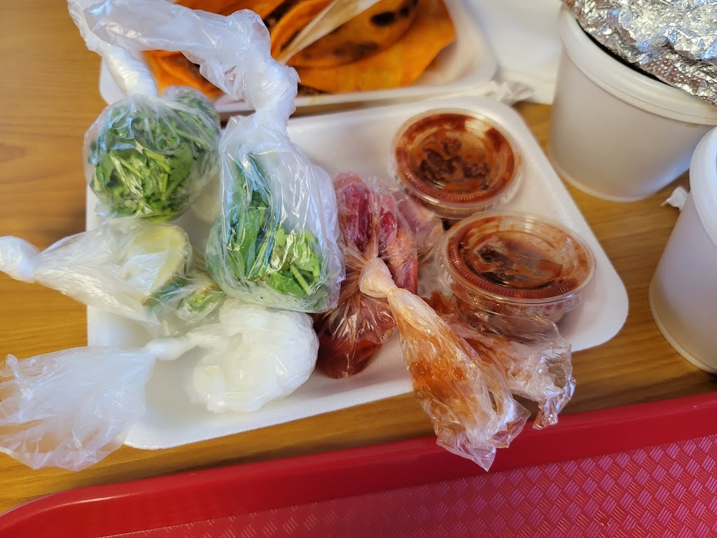 Birrieria Xolos | restaurant | 9696 Magnolia Ave, Riverside, CA 92503, USA | 9513761226 OR +1 951-376-1226