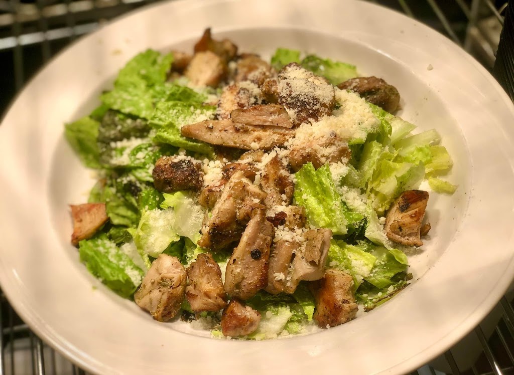 Chef Rafas Kitchen Agüeybaná | restaurant | 1513 W Main St, Merced, CA 95340, USA | 2093825452 OR +1 209-382-5452