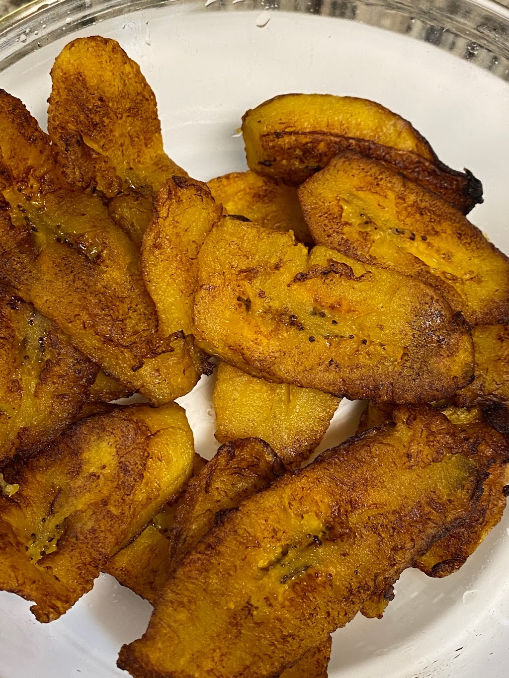 Jas & Fam Caribbean Flavor Food Truck Services | restaurant | 15606 Emerald Way Bowie Town Center behind Barnes and Noble building, Bowie, MD 20720, USA | 2409948928 OR +1 240-994-8928