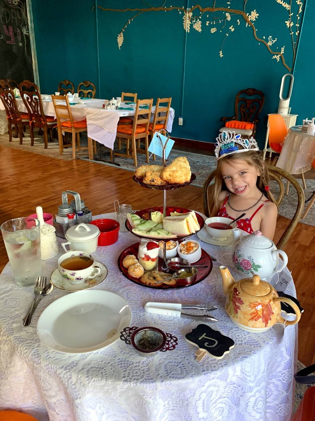 Dainteas Afternoon Tea Parlour | cafe | 1302 Galindo St, Concord, CA 94520, USA | 9259130097 OR +1 925-913-0097