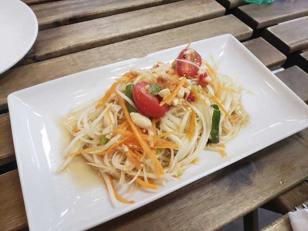 Kao Sarn Thai Street Food | restaurant | 6795 Wilson Blvd #12, Falls Church, VA 22044, USA | 7039927440 OR +1 703-992-7440