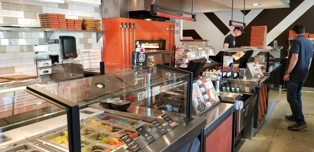 Blaze Pizza | meal takeaway | 3980 Thousand Oaks Blvd, Thousand Oaks, CA 91362, USA | 8057281217 OR +1 805-728-1217