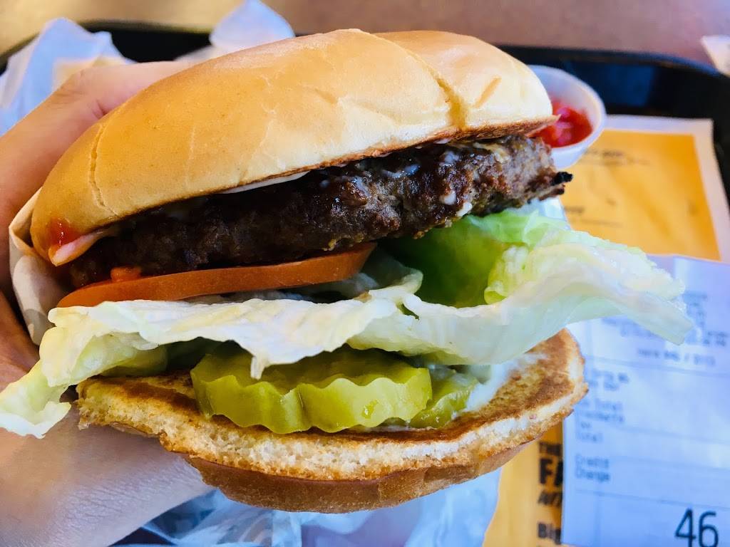 Carls Jr. | restaurant | 6002 Beach Blvd, Buena Park, CA 90621, USA | 7145237240 OR +1 714-523-7240