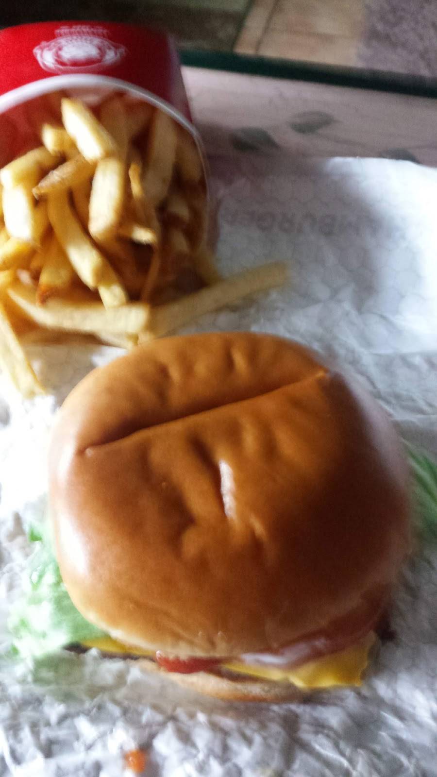 Wendys | restaurant | 5026 N High St, Columbus, OH 43214, USA | 6148461728 OR +1 614-846-1728