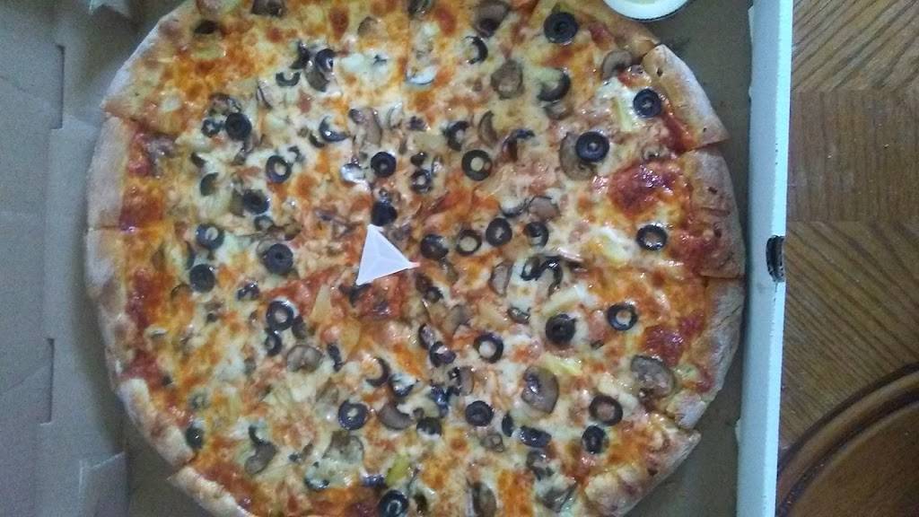 Amloze Pizza | meal takeaway | 1130 Lesperance Rd, Windsor, ON N8N 1X3, Canada | 5197353588 OR +1 519-735-3588