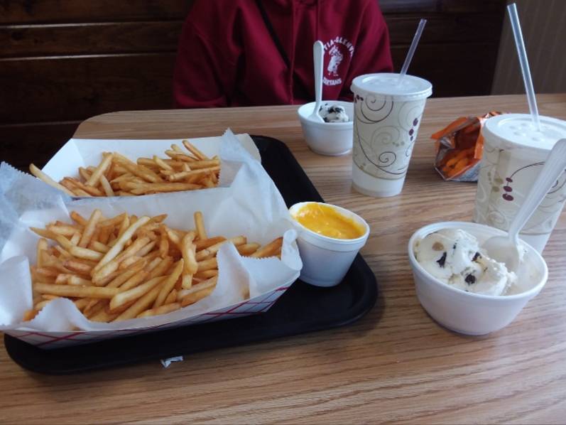 Dairy Circus | restaurant | 178 Sacandaga Rd, Scotia, NY 12302, USA | 5186319565 OR +1 518-631-9565