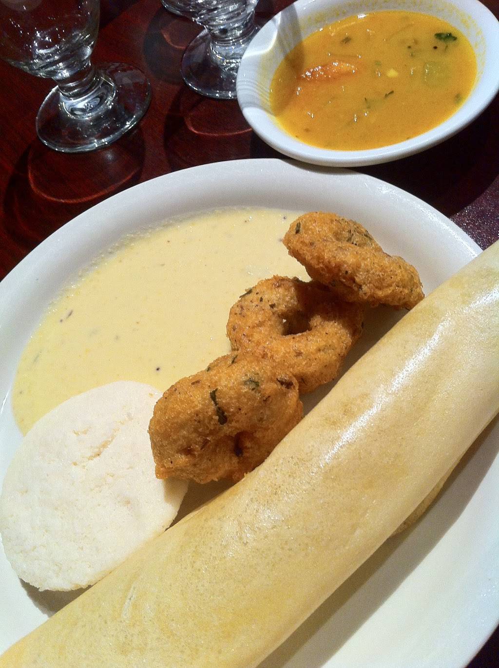 Chilli n Spice | restaurant | 8562 W 133rd St, Overland Park, KS 66213, USA | 9136813663 OR +1 913-681-3663